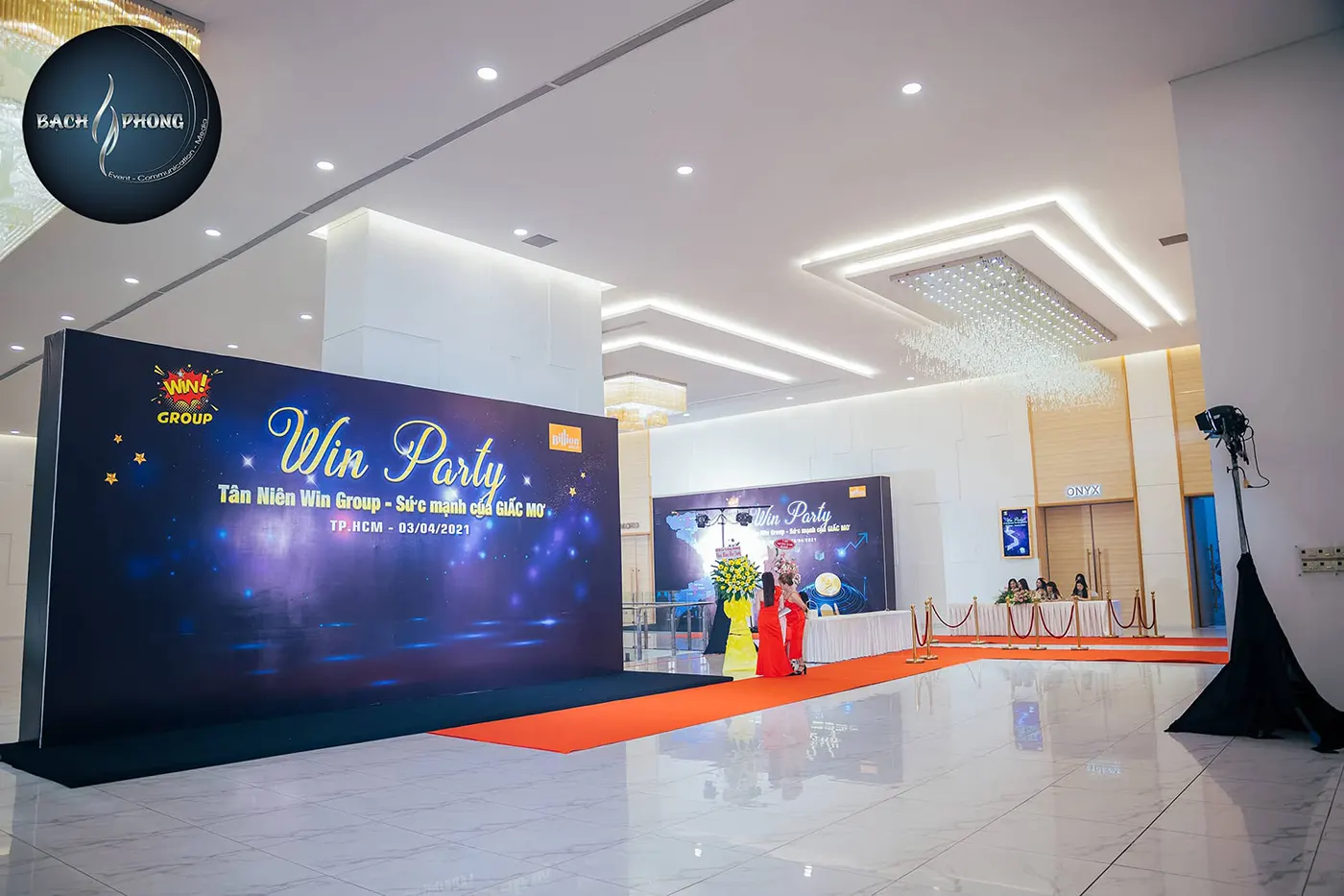Background tiệc tất niên sang trọng