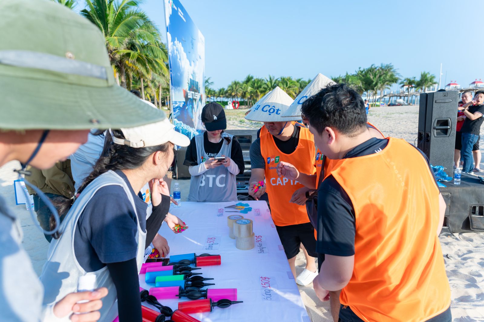 Teambuilding ngoài trời tại Hội nghị chiến lược FPT Telecom 2024