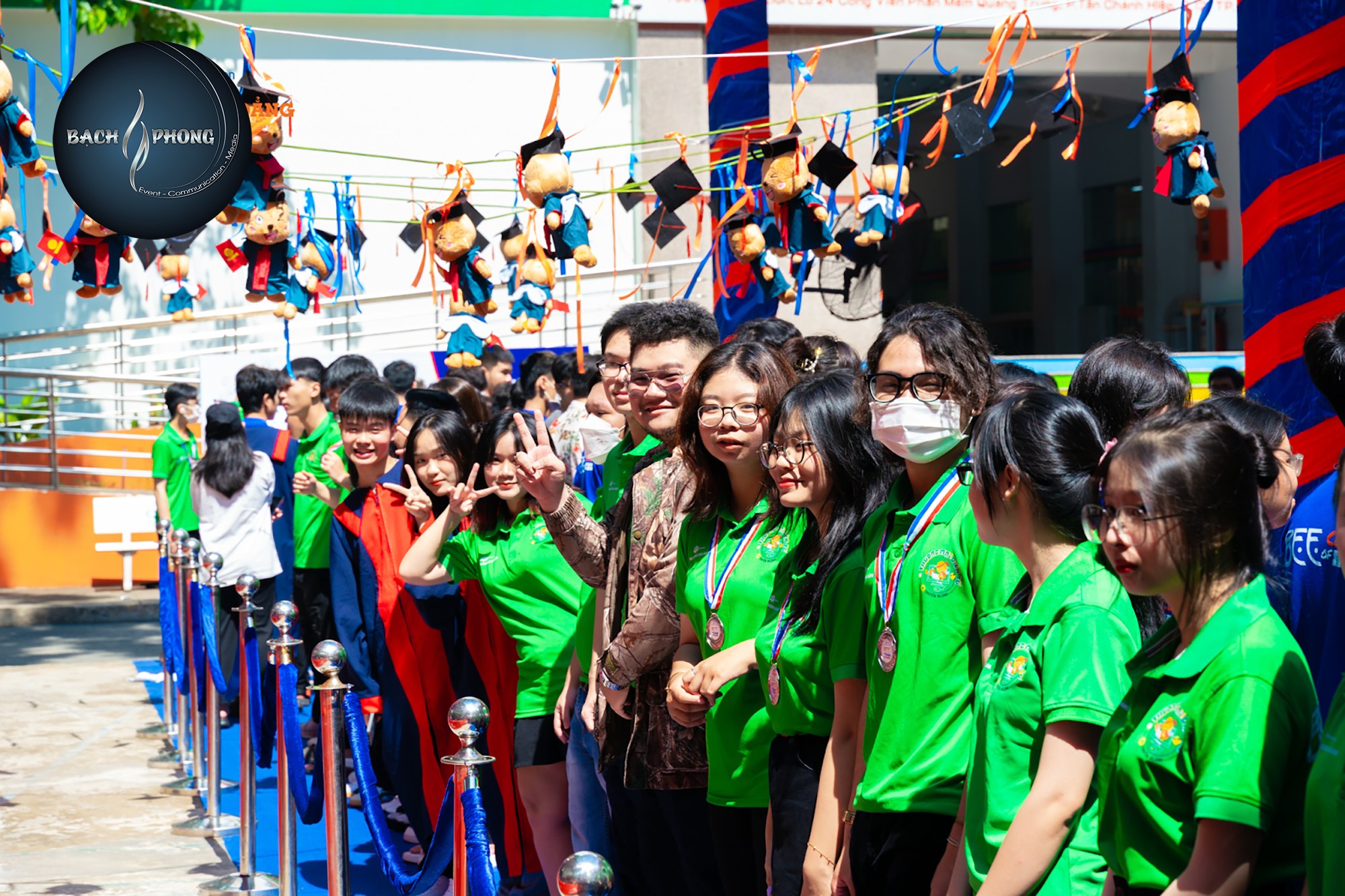 Không gian tôn lên sự trang trọng cho lễ trưởng thành