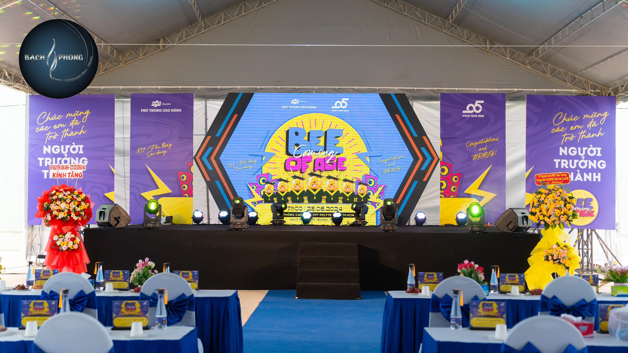 Không gian trang trí Lễ trưởng thành K17 FPT Polytechnic