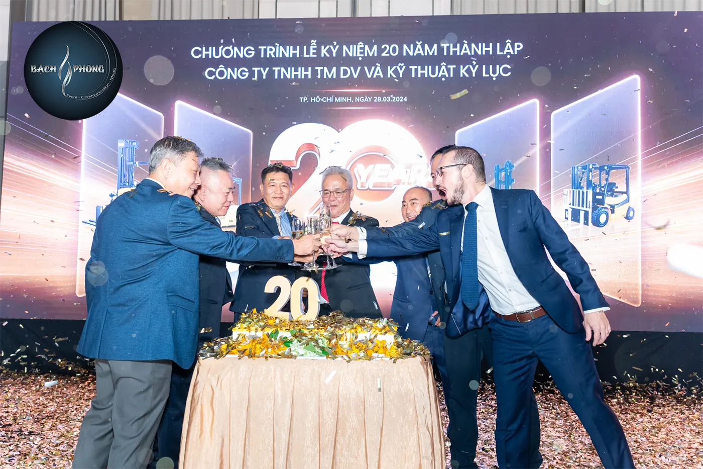 Giới Thiệu Lễ Kỷ Niệm 20 Năm Thành Lập KLC Group