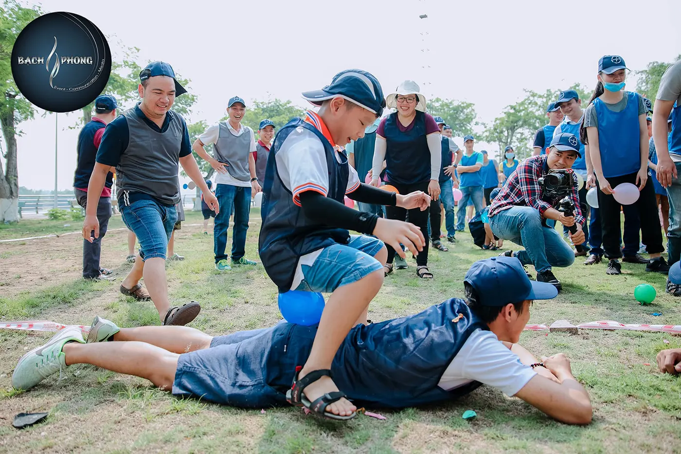 Teambuilding giúp các thành viên gắn kết hơn